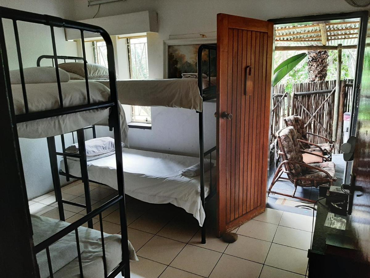 Elephant Walk Guesthouse And Back Packers 팔라보르와 외부 사진